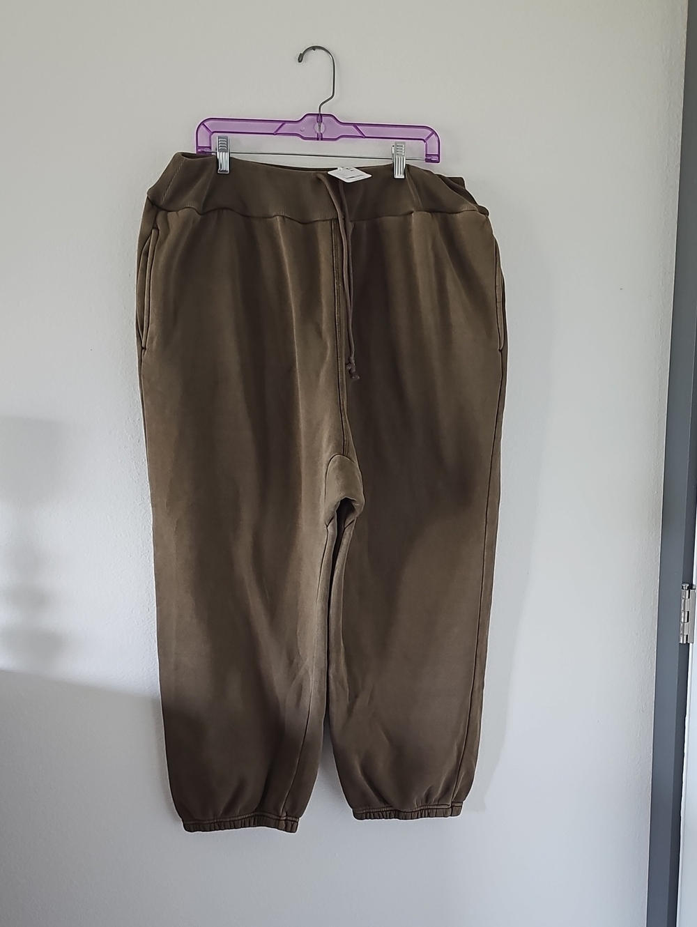 ●●FREE PEOPLE "DOWN TIME JOGGERS"  NWT S.XL SOLD OUT●●